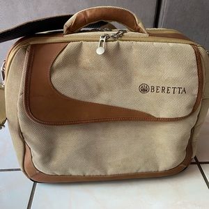 Beretta overnighter briefcase. Carry your laptop, a change of clothing and files